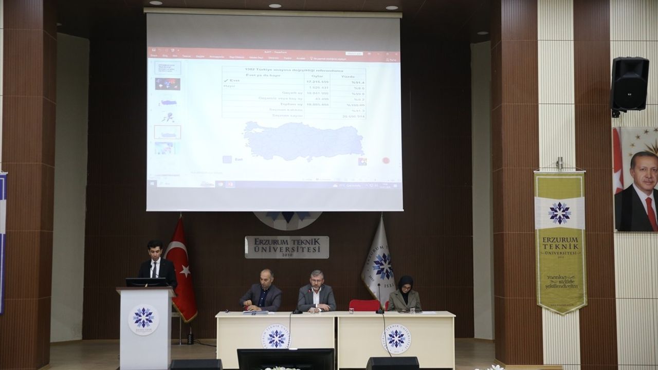 Erzurum'da 'Milletin Zaferi ve Egemenliği' Paneli Gerçekleştirildi