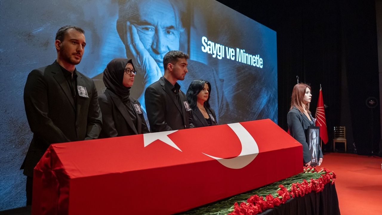 Eski CHP Genel Başkanı Altan Öymen İçin Cenaze Töreni Düzenlendi