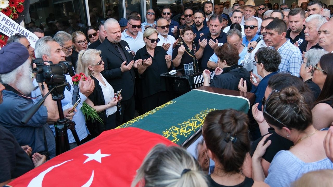 Eski Menemen Belediye Başkanı Tahir Şahin Son Yolculuğuna Uğurlandı