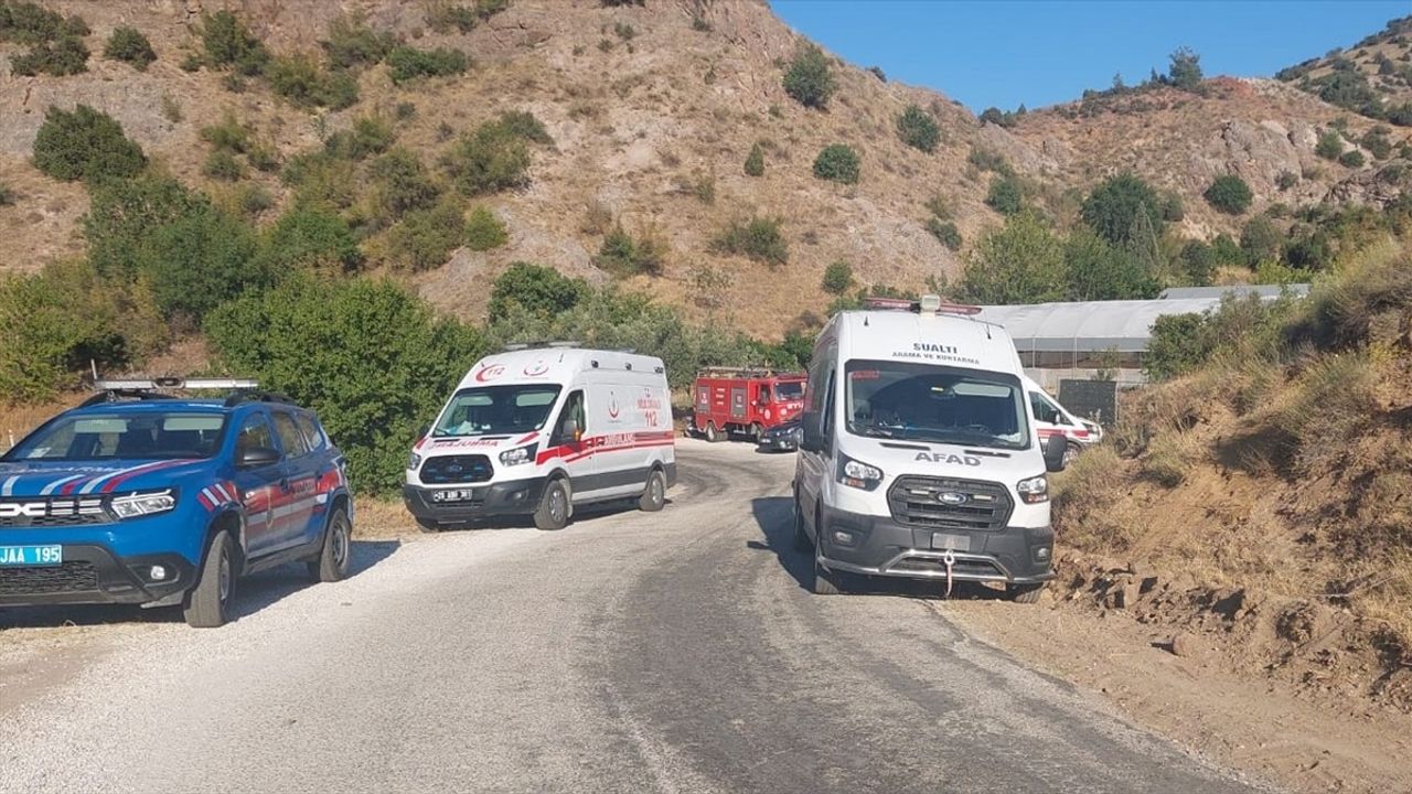 Eskişehir'de Sakarya Nehri'nde Kaybolan İki Kişinin Cesedi Bulundu