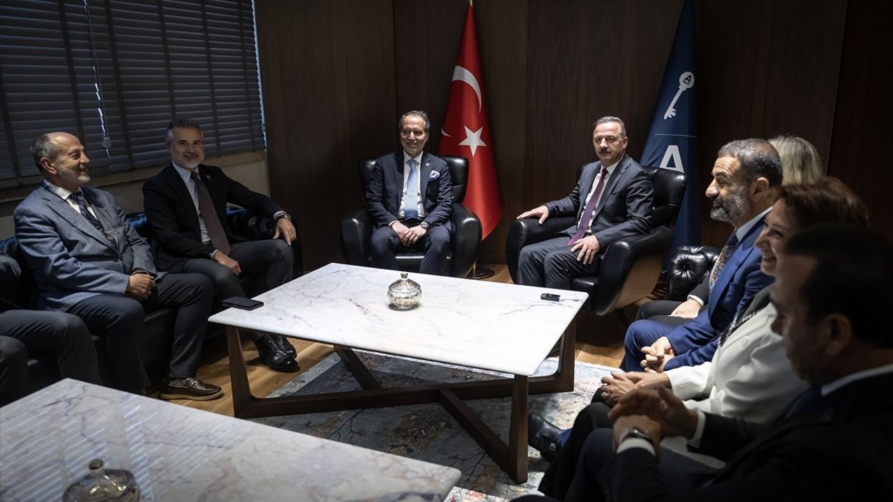 Fatih Erbakan, Yavuz Ağıralioğlu'na Ziyarette Bulundu