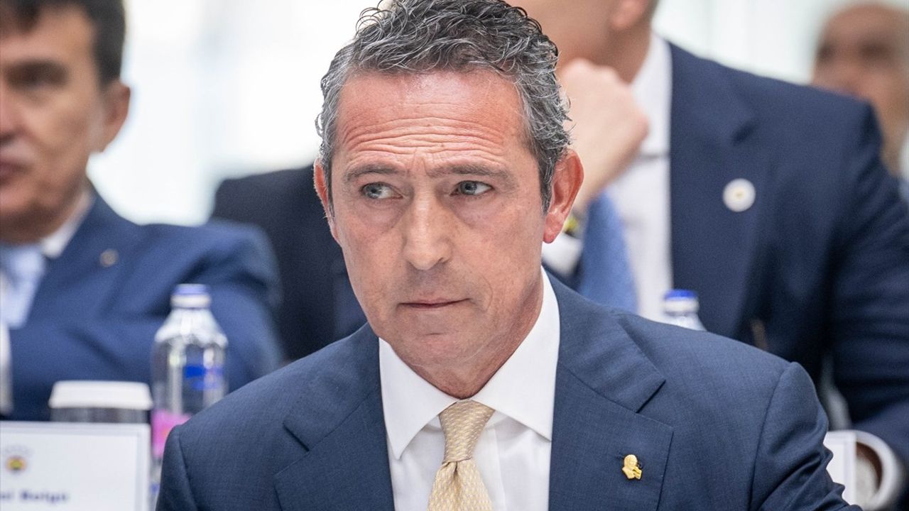 Fenerbahçe Kulübü Yüksek Divan Kurulu Toplantısı Gerçekleşti