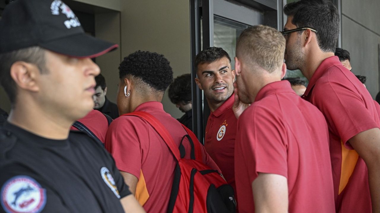 Galatasaray Futbol Takımı, Yeni Sezon Hazırlıkları İçin Avusturya'ya Gitti
