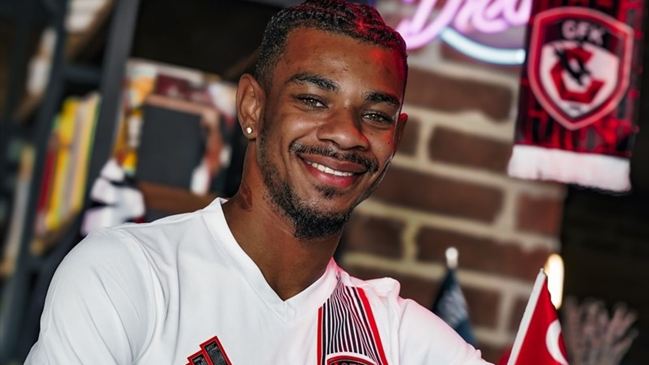 Gaziantep FK 2025-2026 Sezonu Formalarını Tanıttı