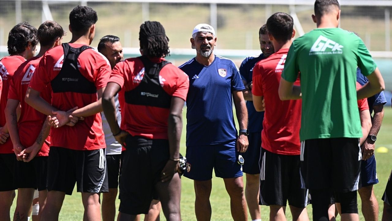 Gaziantep FK'dan Mücadele Gücü ve Seyir Zevki Yüksek Futbol Vurgusu