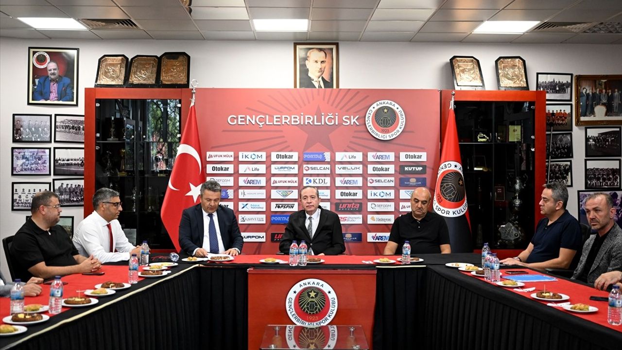 Gençlerbirliği Hedefini Süper Lig'de Kalıcılık Olarak Belirledi