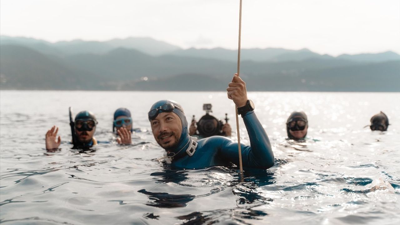 Görkem Gedik, Serbest Dalış Türkiye Şampiyonası'nda Rekor Kırdı