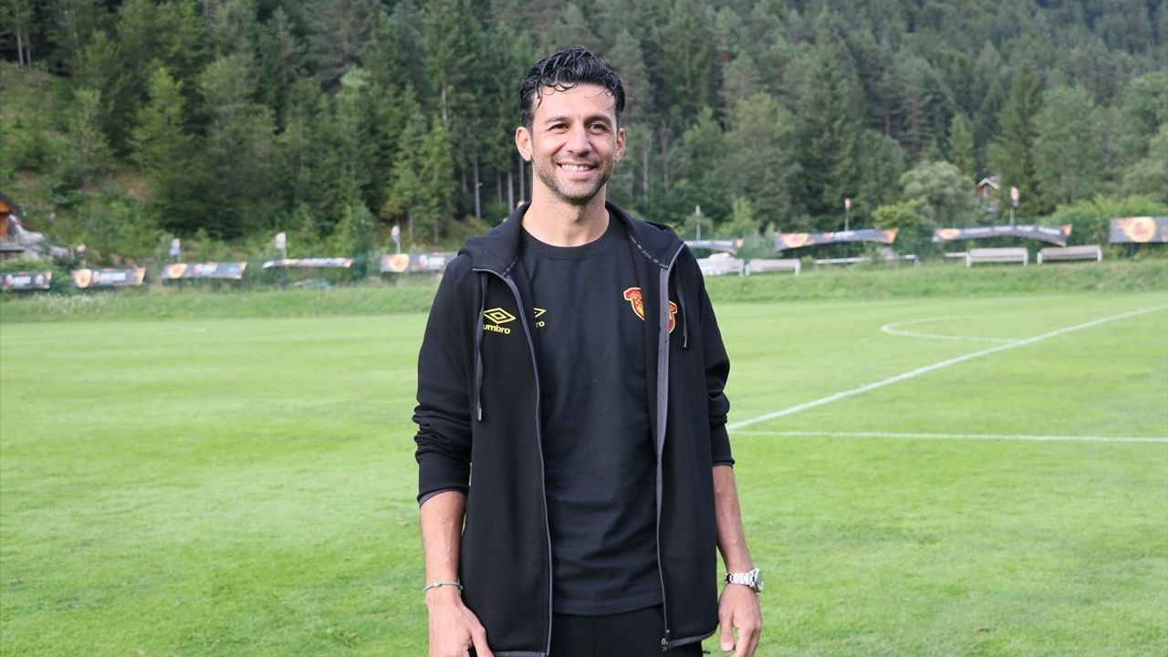 Göztepe'de Sezon Hazırlıkları İsmail Köybaşı ve Taha Altıkardeş ile Konuşuldu