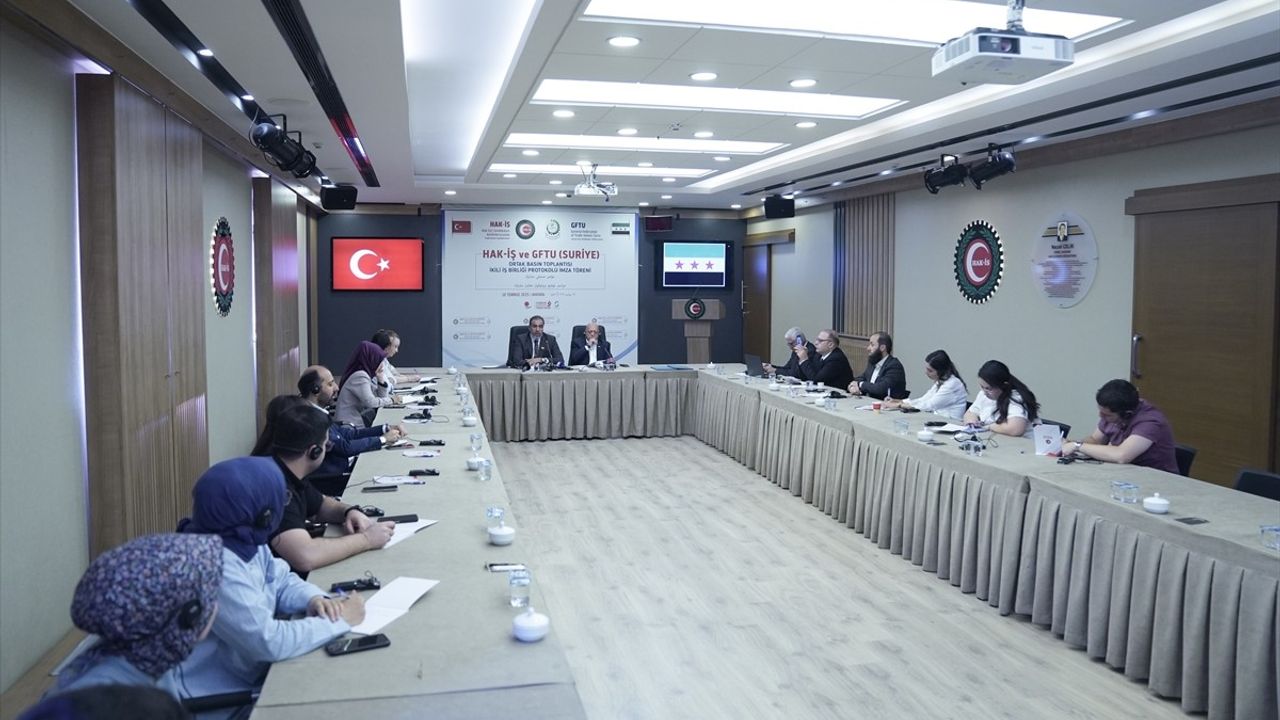 HAK-İŞ ve Suriye Sendikalar Federasyonu Arasında İşbirliği Anlaşması İmzalandı