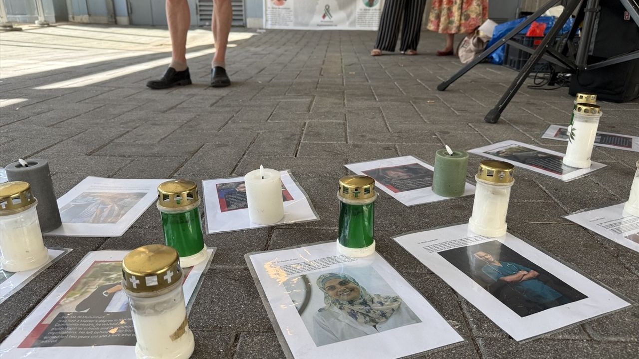 Hollanda'da Sağlık Çalışanları, Filistinli Meslektaşları İçin Dayanışma Gösterdi