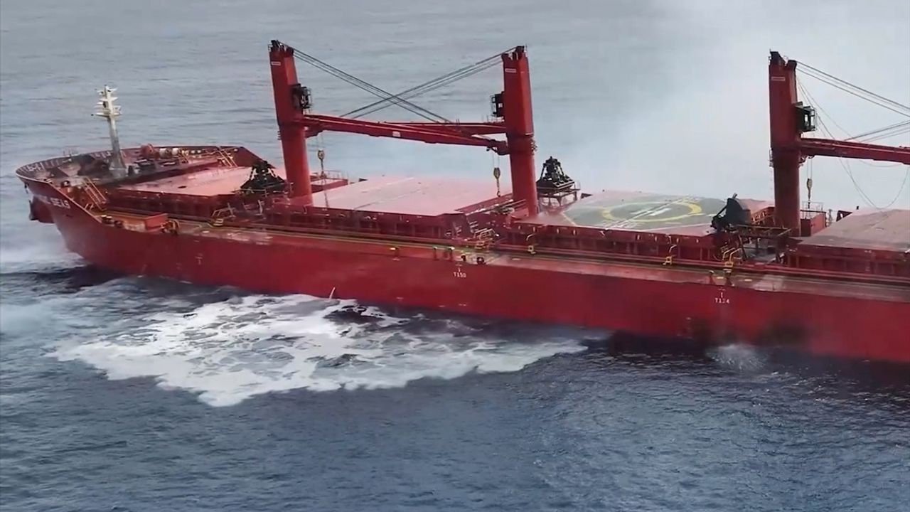 Husiler Kızıldeniz'de 'Magic Seas' Gemisine Saldırı Gerçekleştirdi