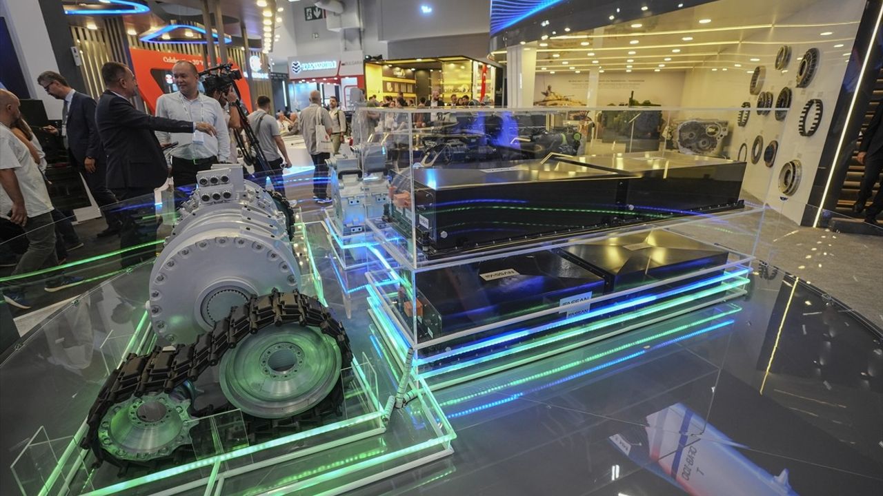 IDEF 2025'te Tanıtılan Hibrit Güç Grubu Askeri Araçlara Yeni Bir Nefes Getiriyor