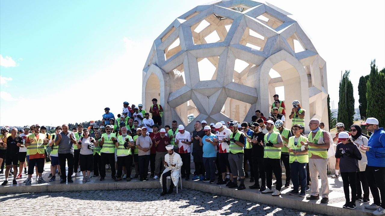 İstanbul'da 15 Temmuz Şehitleri Anısına Bisiklet Turu Düzenlendi