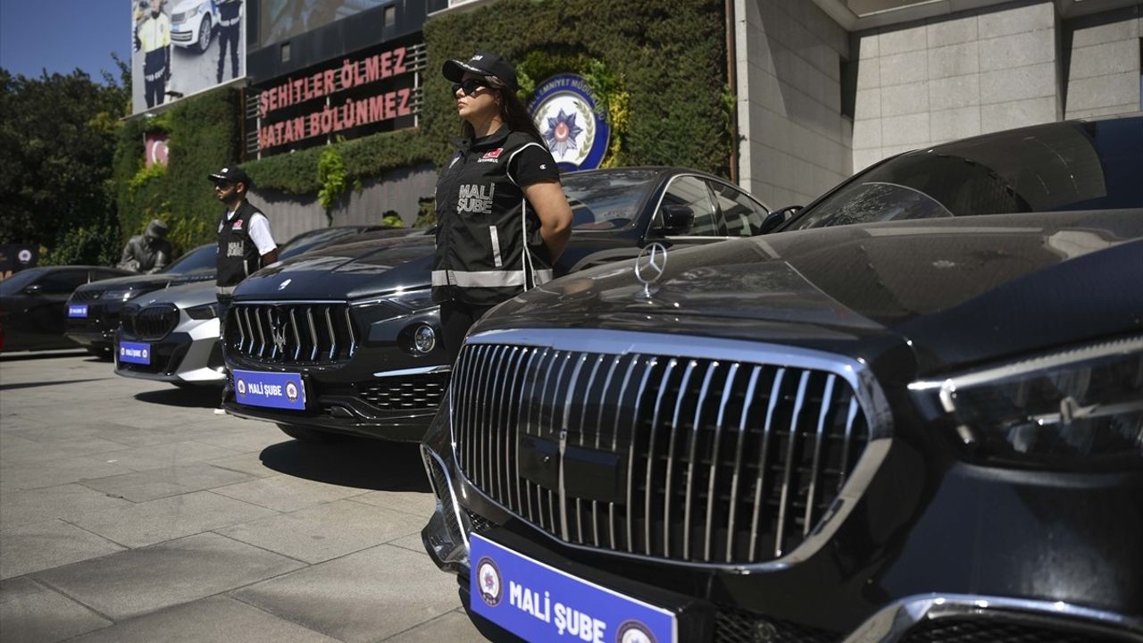 İstanbul'da Suç Gelirlerinin Aklanmasına Yönelik Operasyon: 62 Şüpheli Gözaltında