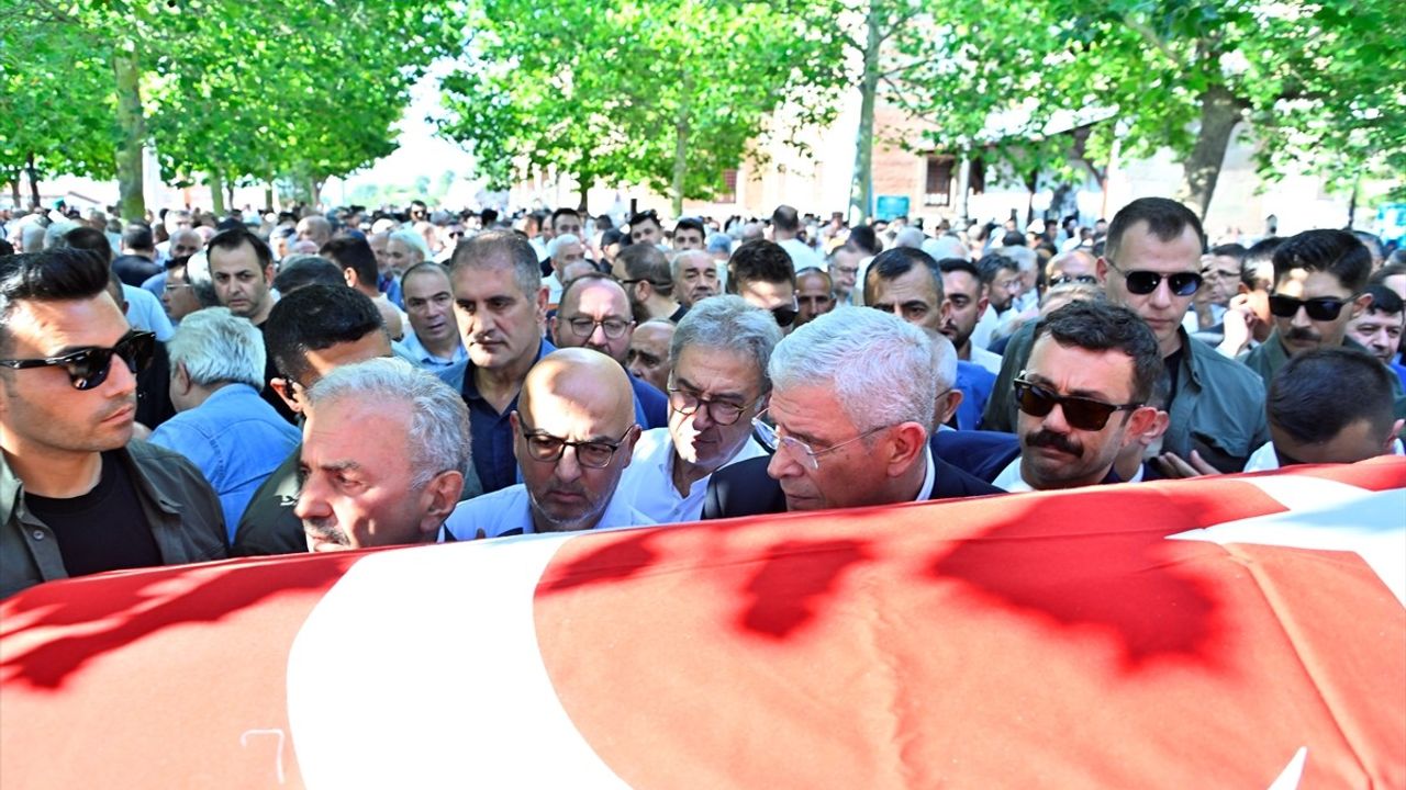 İYİ Parti Genel Başkanı Müsavat Dervişoğlu, Ulvi Batu'nun Cenaze Törenine Katıldı