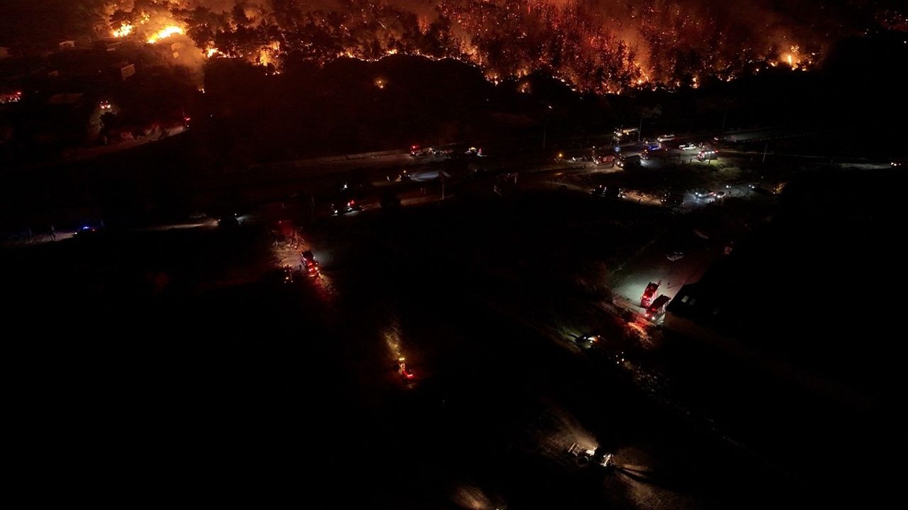 İzmir Buca'da İnşaat Yangını: 1 Kişi Tutuklandı