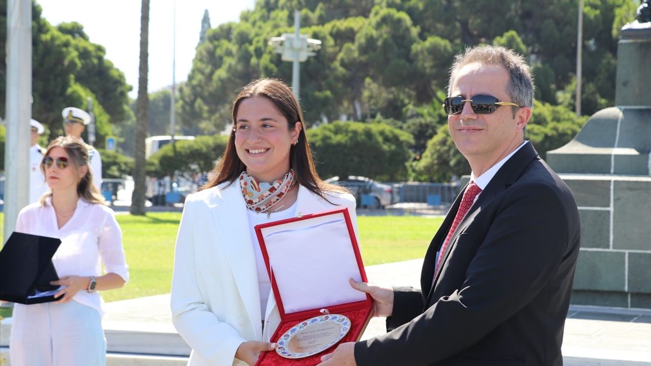 İzmir'de Denizcilik ve Kabotaj Bayramı Coşkuyla Kutlandı