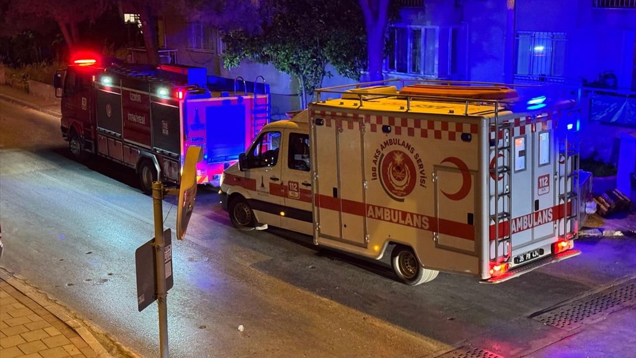 İzmir'deki Özel Bakım Merkezinde Yangın: 12 Engelli Dumandan Etkilendi
