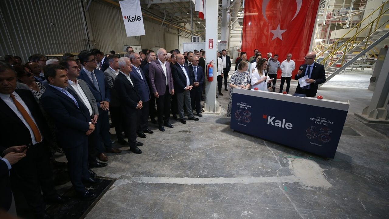 Kale Seramik, 68. Kuruluş Yıl Dönümünü ve Yeni Fabrika Hattını Kutladı