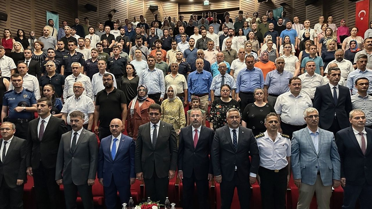 Karabük ve Düzce'de 15 Temmuz Etkinlikleri Gerçekleştirildi