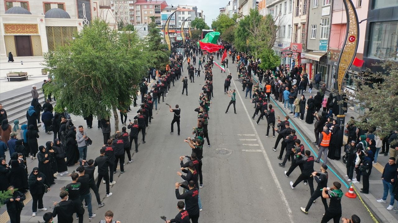 Kars ve Ağrı'da Kerbela Şehitleri Anıldı