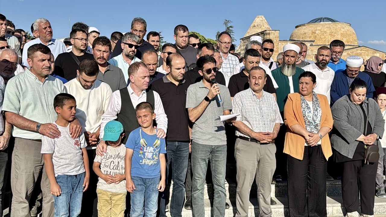 Kayseri ve Kırşehir'de Hazreti Muhammed'in Karikatürüne Tepki