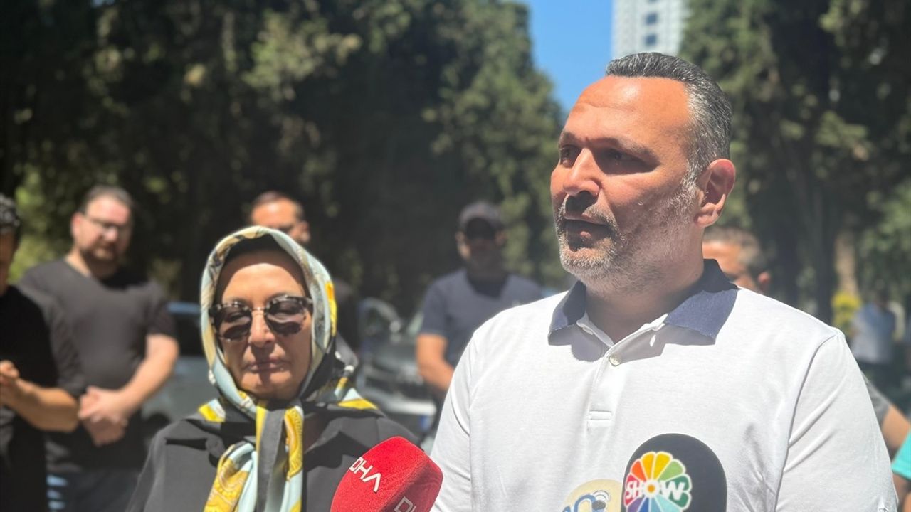 Kemal Sunal, Vefatının 25. Yılında Anıldı