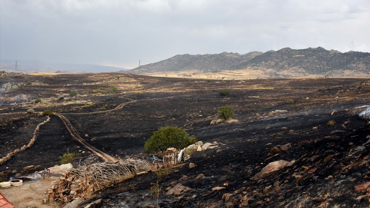 Kırıkkale'de Anız Yangını Kontrol Altına Alındı