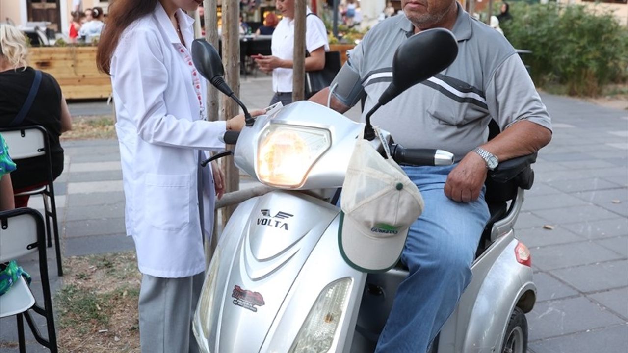 Kırklareli'nde 'Bilim Kafe' Etkinliğinde Kalp Sağlığı Vurgulandı
