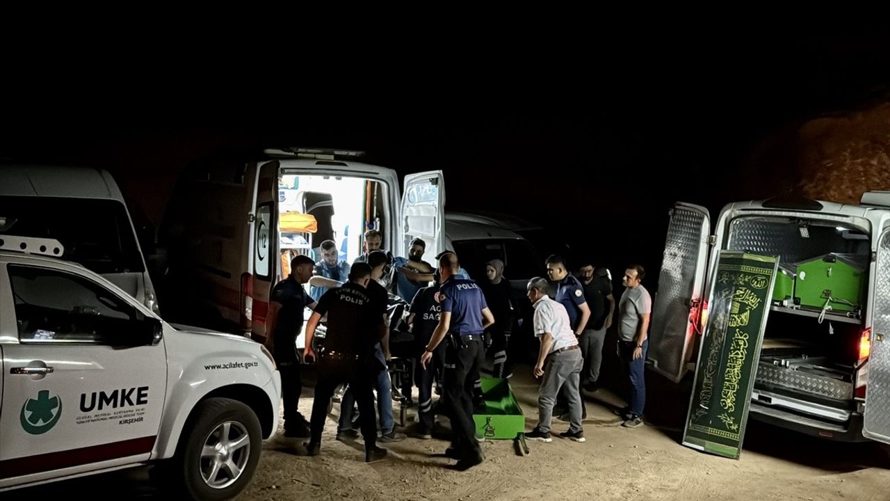 Kırşehir'de Gölette Boğulma Olayı: 16 Yaşındaki Çocuk Hayatını Kaybetti