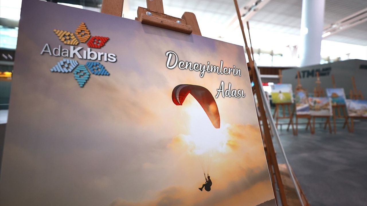 KKTC Başbakan Yardımcısı Ataoğlu, Mersin'deki 'Ada Kıbrıs' Sergisini Ziyaret Etti