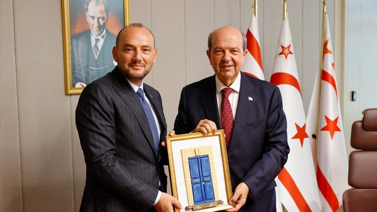 KKTC Cumhurbaşkanı Tatar, MÜSİAD Genel Başkanı Özdemir ile Görüştü