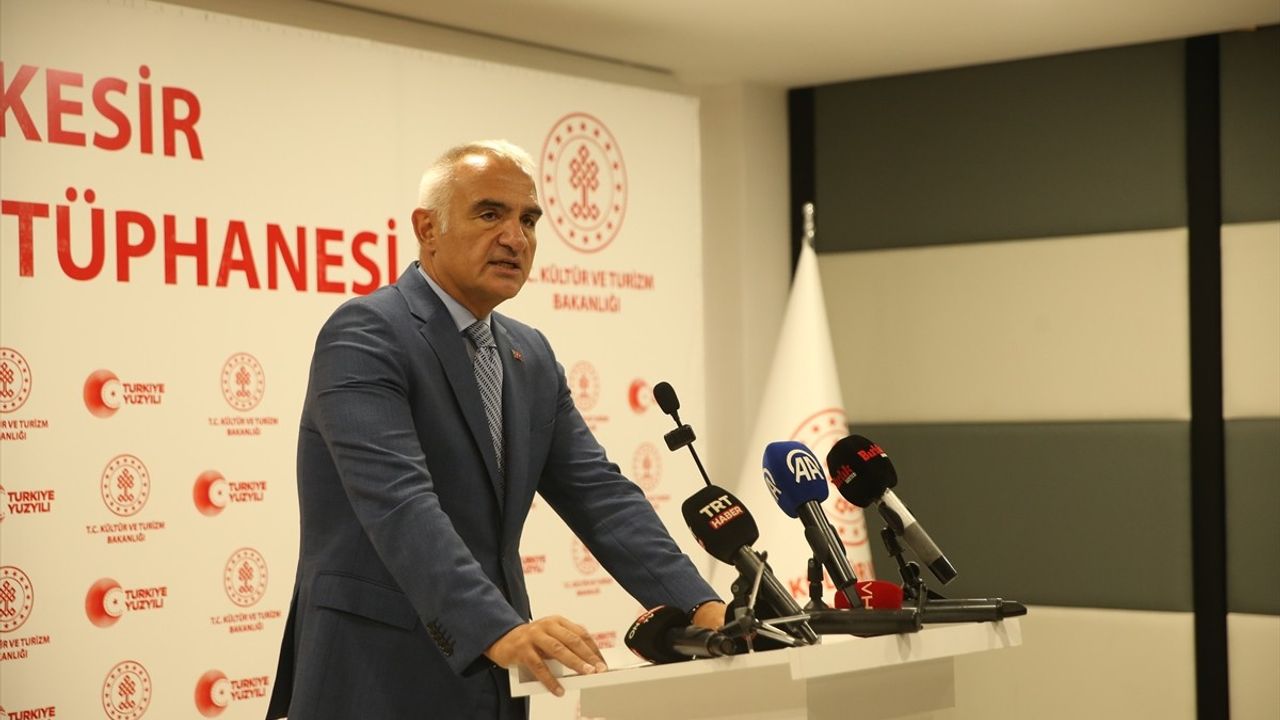 Kültür ve Turizm Bakanı Ersoy'dan Balıkesir İl Halk Kütüphanesi Açılışı: Üreten Kütüphane Vizyonu