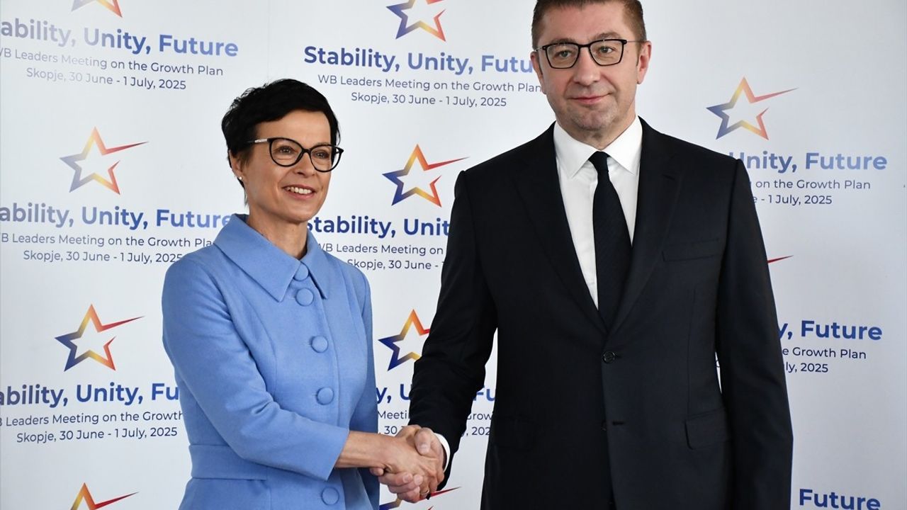 Kuzey Makedonya'da AB ve Batı Balkanlar Liderler Toplantısı Başladı