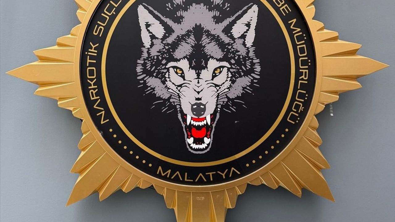 Malatya'da Uyuşturucu Operasyonlarında 10 Zanlı Tutuklandı