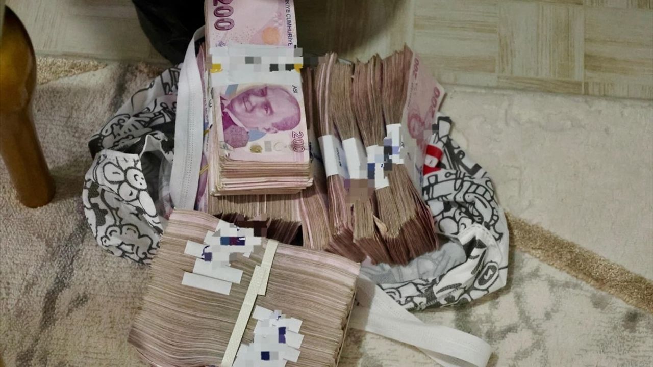 Mersin'de Dolandırıcılık Operasyonu: 18 Şüpheli Gözaltına Alındı