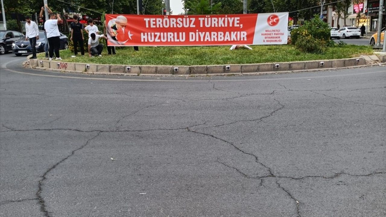 MHP Diyarbakır İl Başkanlığı'ndan 'Terörsüz Türkiye' Kampanyası