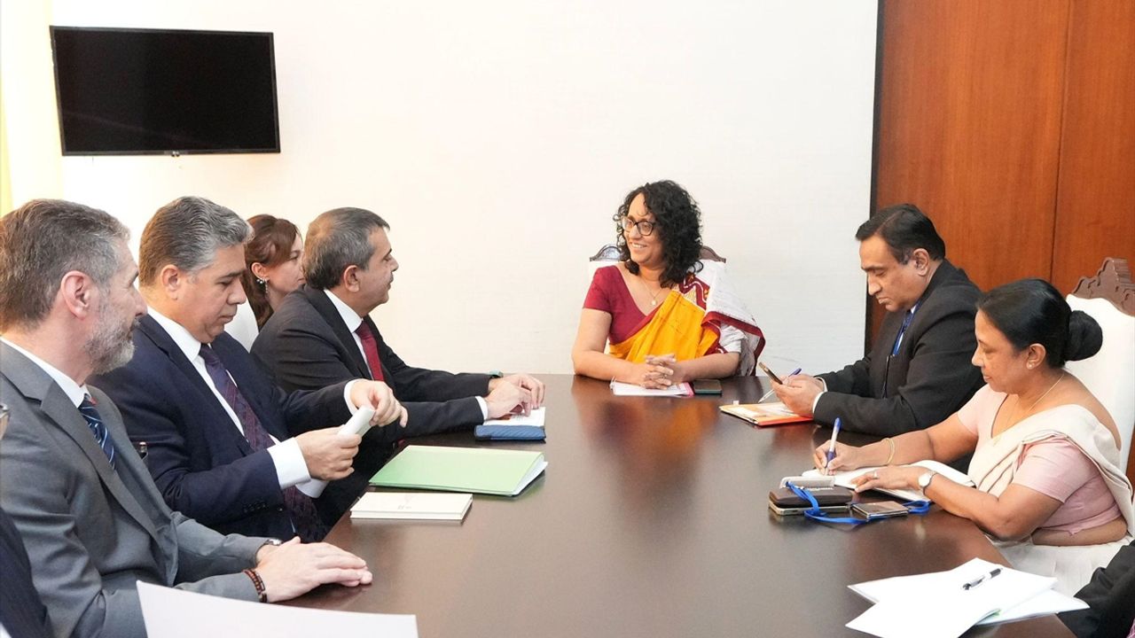Milli Eğitim Bakanı Yusuf Tekin, Sri Lanka'da Diplomatik Temaslarda Bulundu