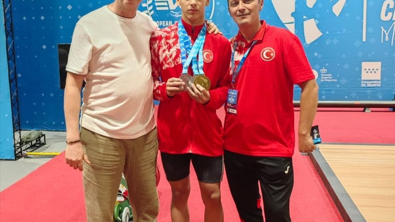 Milli Halterciler İspanya'da Avrupa Şampiyonası'nda 3 Altın Madalya Kazandı