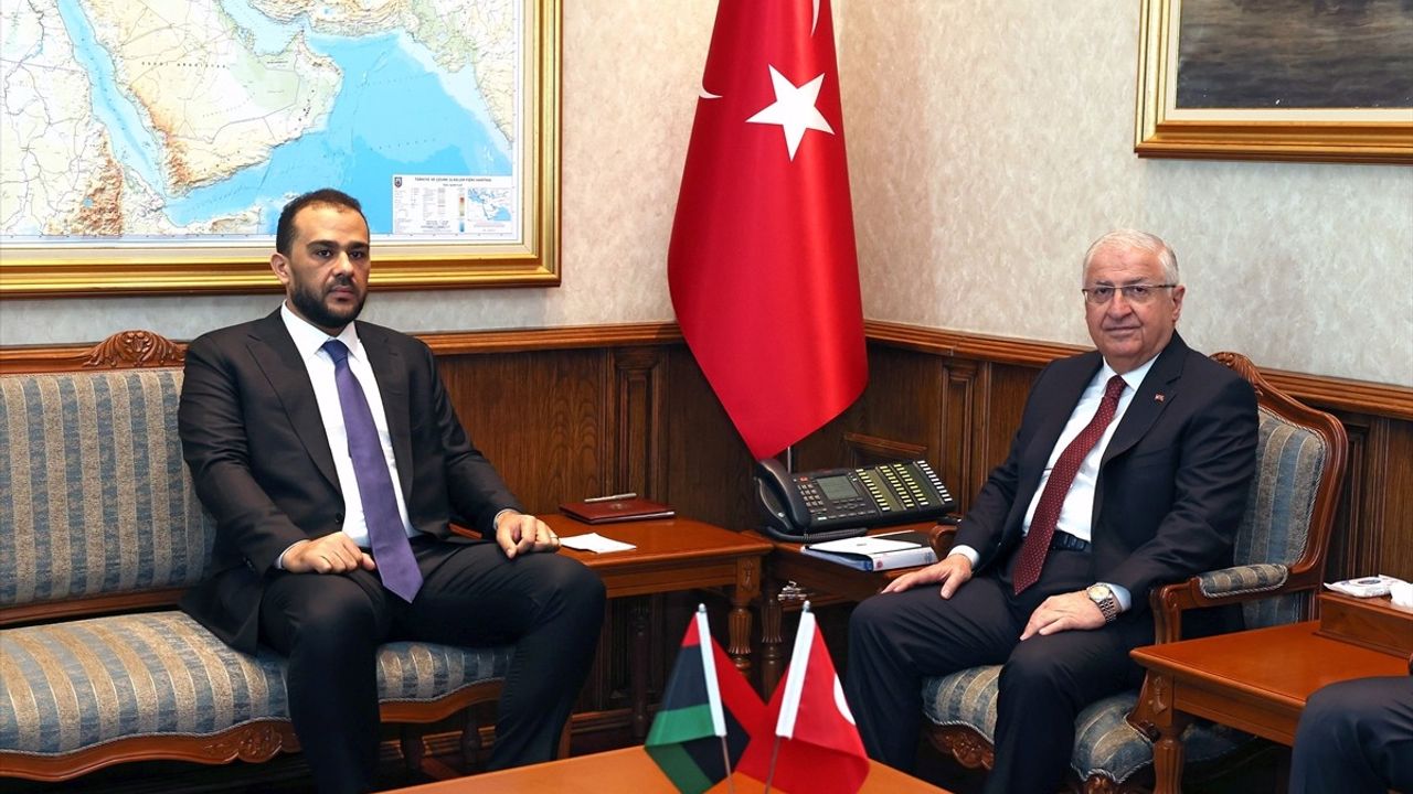 Milli Savunma Bakanı Yaşar Güler, Libya Savunma Bakan Vekili Abdusselam Zubi'yi Kabul Etti