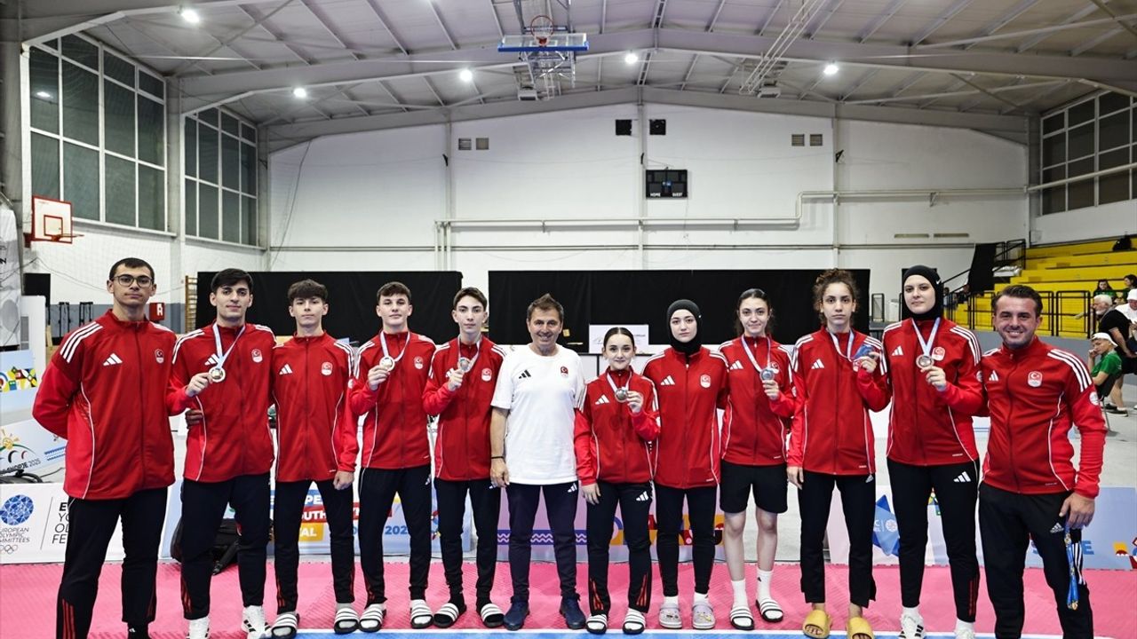 Milli Tekvandocular EYOF 2025'te 7 Madalya ile Zirvede