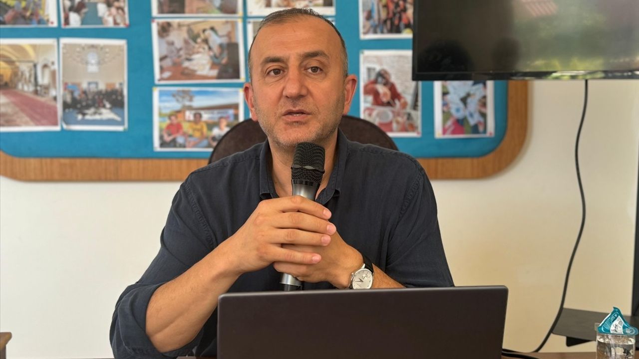 Mimar Sinan, 'Fatih'in Ebedi Sakinleri' Etkinliğinde Anıldı