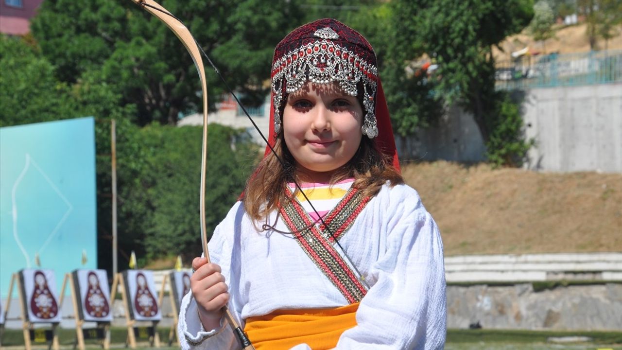 Minikler ve Yıldızlar Açık Hava Puta Türkiye Şampiyonası Kütahya'da Başladı