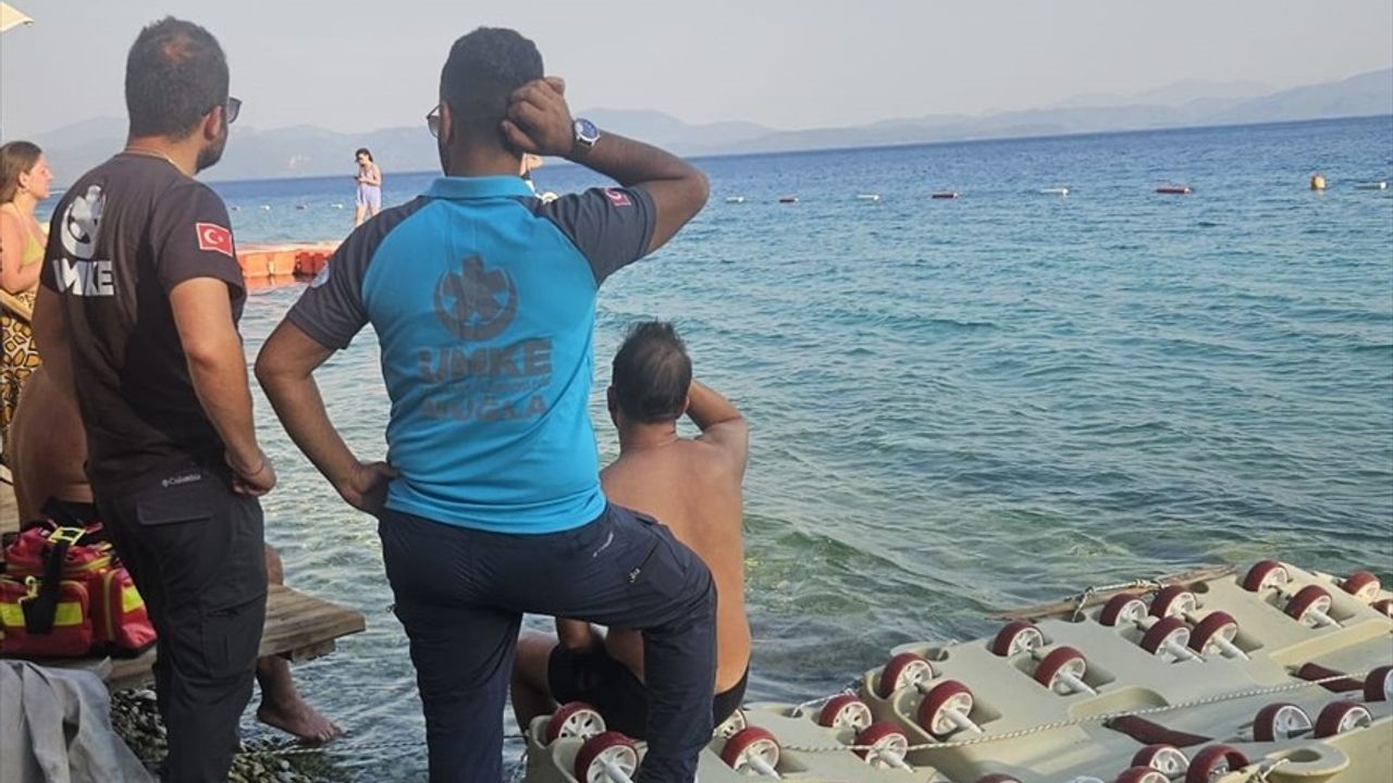Muğla'da Kürek Sörfü Yapan İki Kişiden Biri Kayboldu