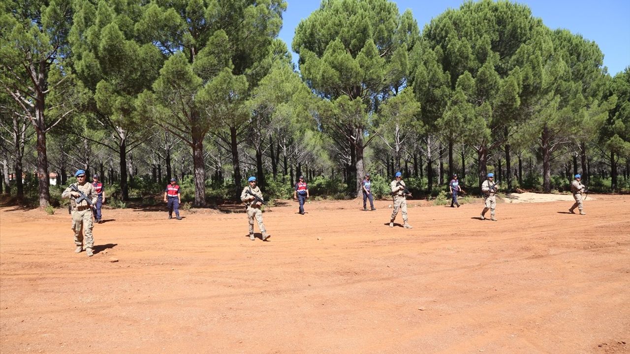 Muğla'daki Jandarma Ekipleri Orman Yangınlarına Karşı Teyakkuzda