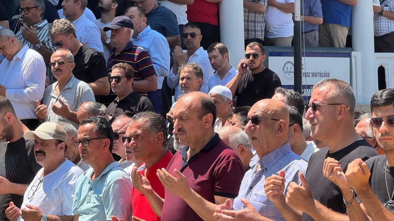 Oyuncu Mehmet Ali Tuncer Son Yolculuğuna Uğurlandı