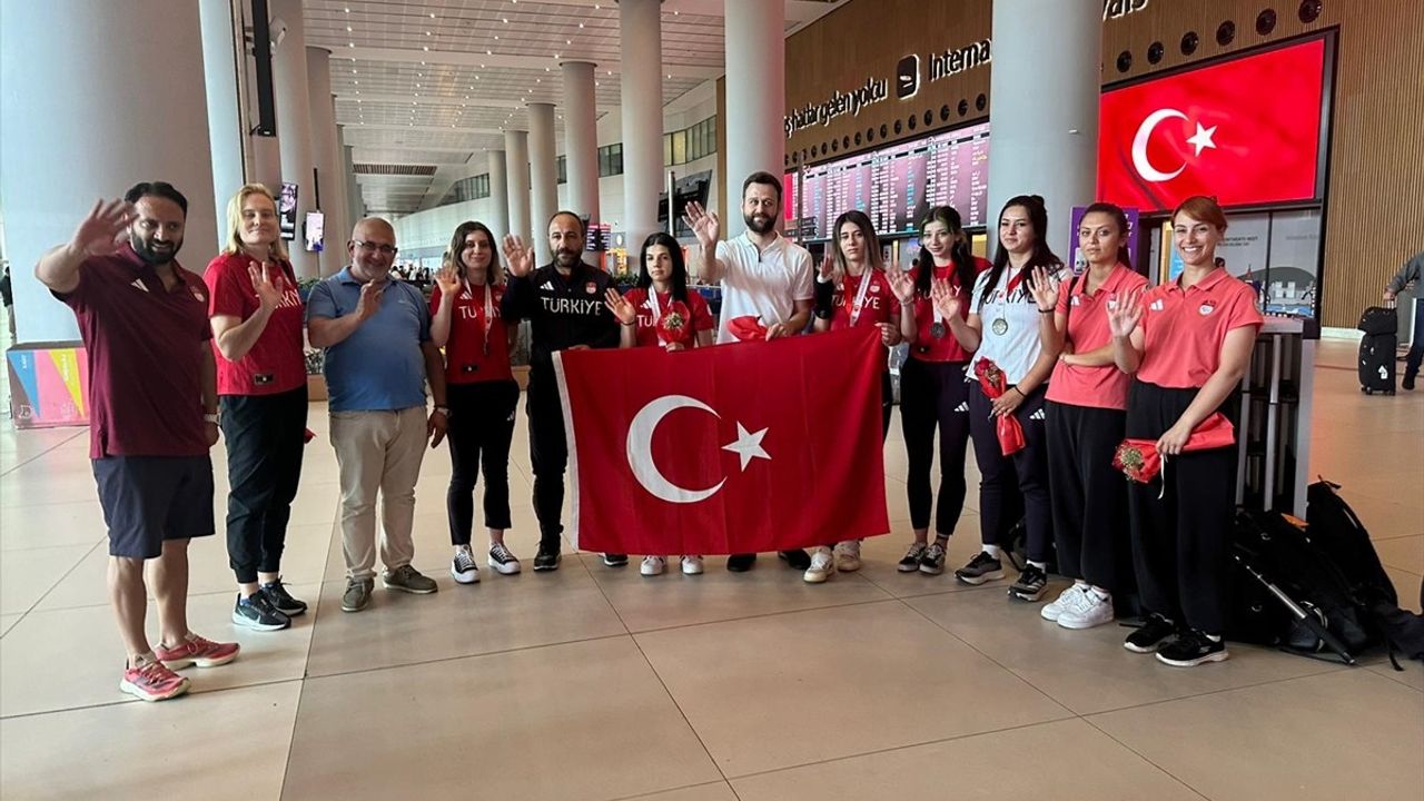 Özel Sporcular Para Atletizm Milli Takımı, Çekya'dan 3 Altın ve 2 Gümüşle Döndü