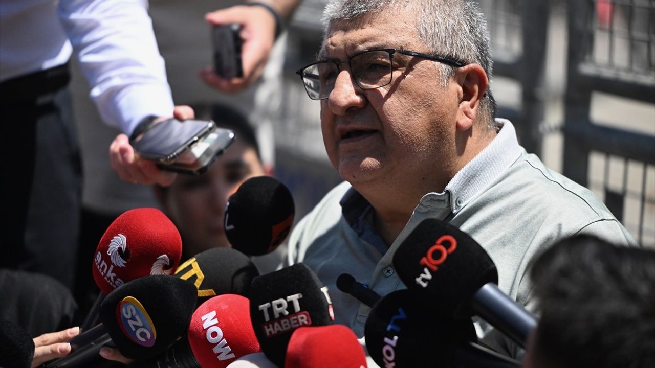 Özgür Özel, Bolu'daki Otel Yangını Davasının İlk Duruşmasına Katıldı