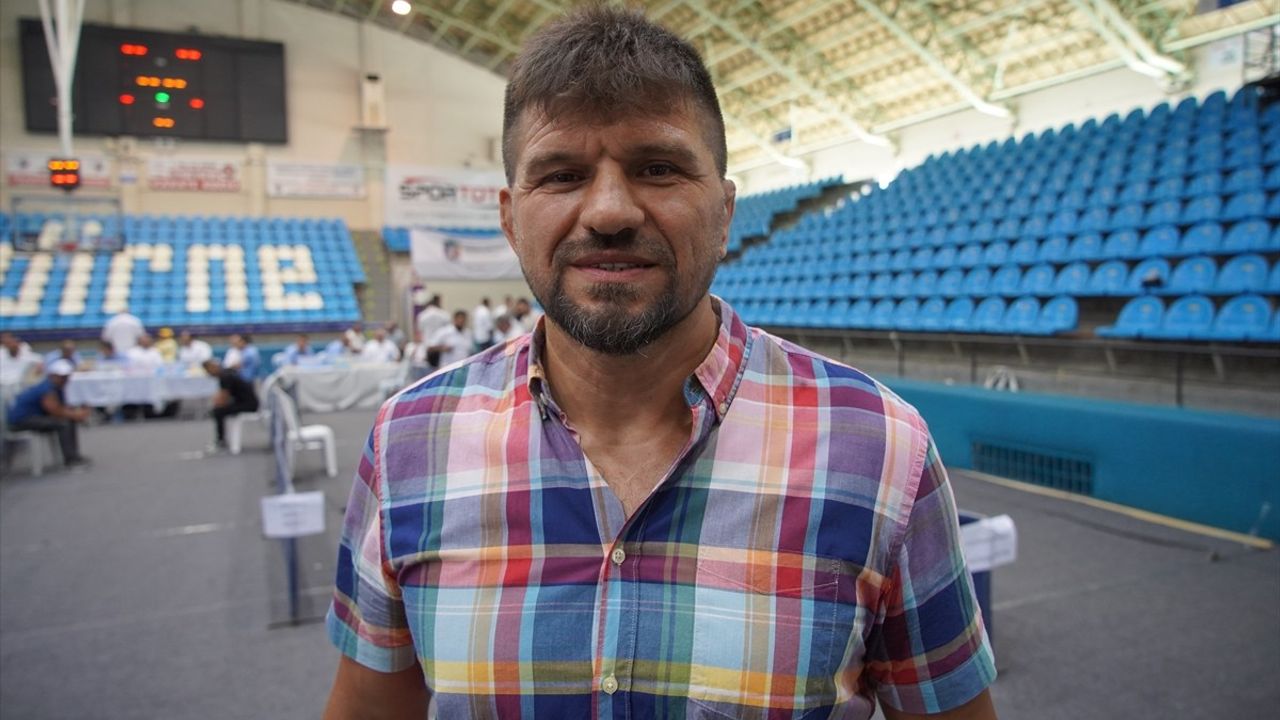 Şaban Yılmaz'dan Kırkpınar Öncesi Güreşçilere Kaliteli Oyun Önerisi