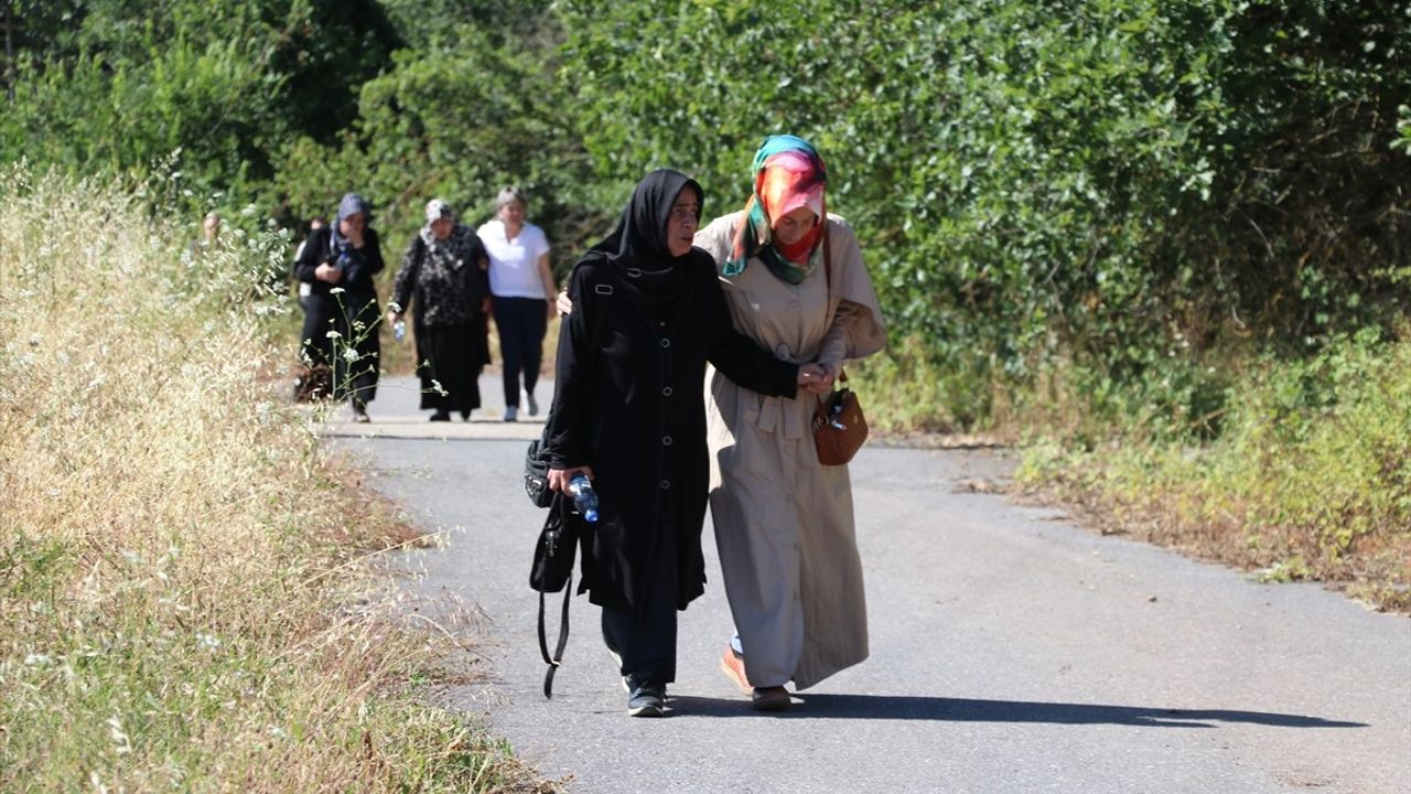 Sakarya'da Havai Fişek Fabrikası Patlamasında Hayatını Kaybedenler Anıldı